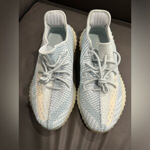 Yeezy Boost 350 V2 Cloud White - Men’s 10- NWOT